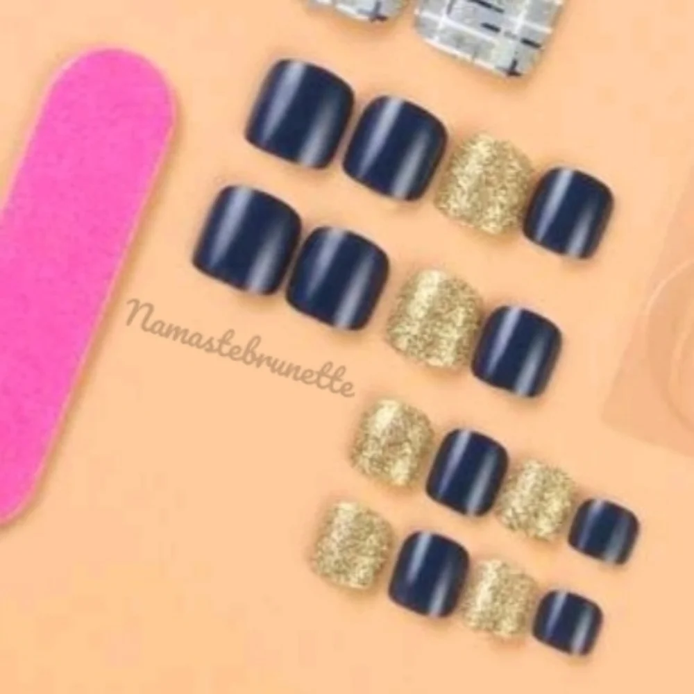 2/$16 Plaid Glitter Press On Toenails